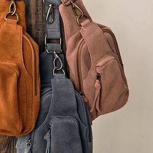 FREE PEOPLE HUDSON SLING BAG LIGHT BROWN